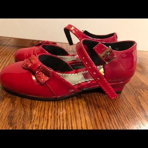 New dress shoes toddler